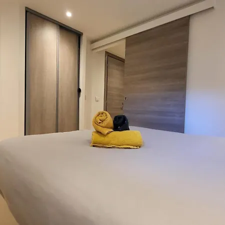 Le Delmas Riviera - Duplex Dans Vieil Apartment