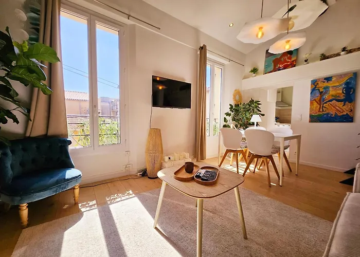 Le Delmas Riviera - Duplex Dans Vieil Apartment Antibes