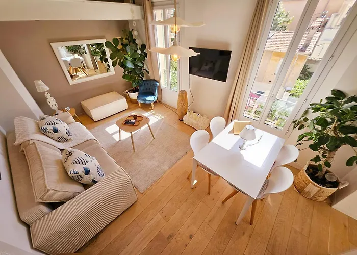 Apartment Le Delmas Riviera - Duplex Dans Vieil Antibes